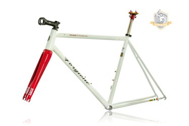 Rosso Barchetta road bicycle frame in steel, silver fillet brazed technique, numbered frame